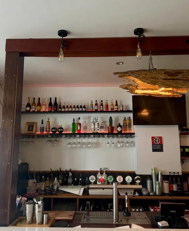 The back bar — Thu to Sat, late